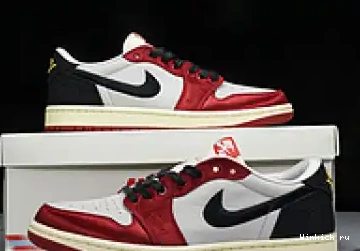 OG Home Room Trophy Retro 1 Jordan Low 0526
